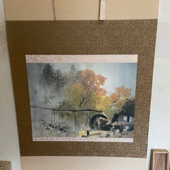 桐箱付き掛け軸の画像