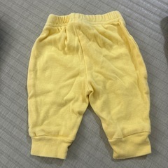 新生児ようのズボンの画像