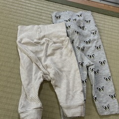 新生児のズボンの画像