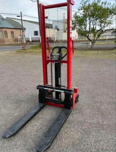 ハンドフォークリフト 手動スタッカー 2000kg 揚高1600mm 中古