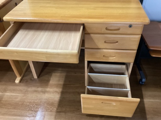 学習机【町田市再生家具】　260266