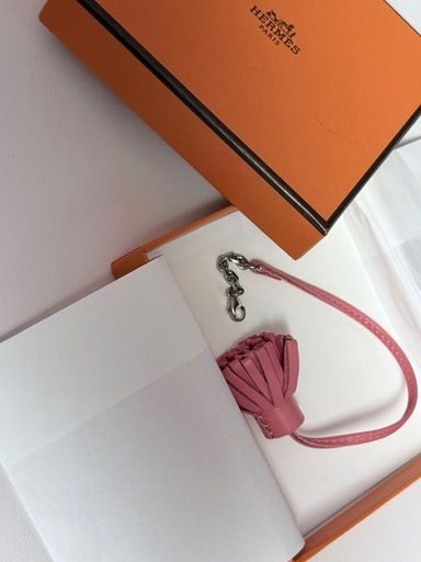 エルメス HERMES カルメンチータ しおり、ブックチャーム、バックチャーム