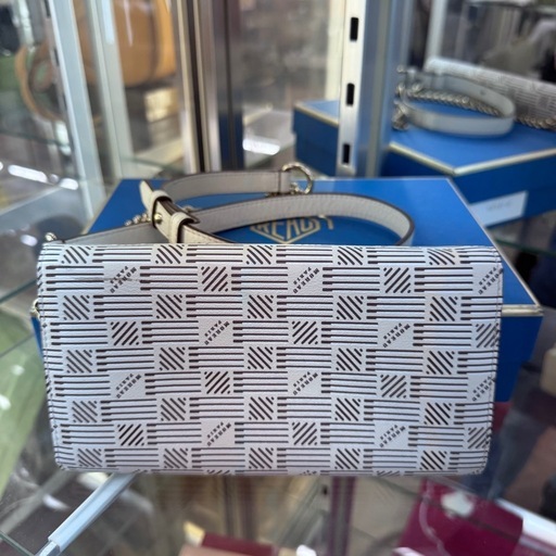 ☆ドリーム荒牧店☆MOREAU PARIS モローパリ チェーンウォレット ホワイト　 ☆ドリーム荒牧店☆MOREAU PARIS モローパリ チェーンウォレット