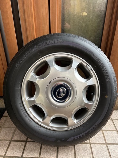 トヨタプログレ 
純正ホイール＆タイヤ ４本セット