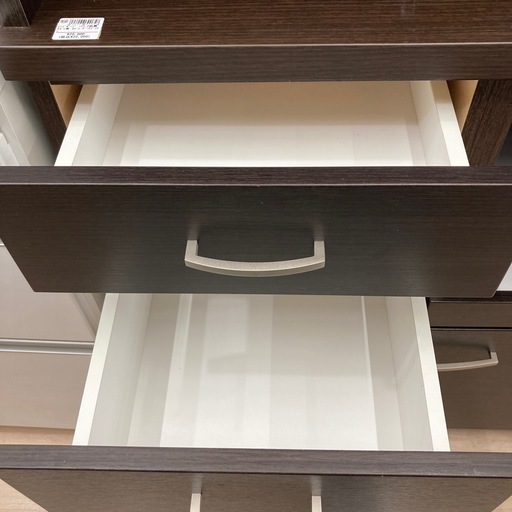 トレファク東大阪箕輪店】ニトリ2枚扉レンジボードのご紹介です