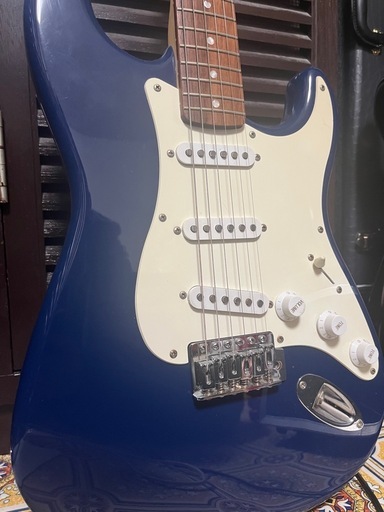 Squier by Fenderストラトキャスター　ブルー