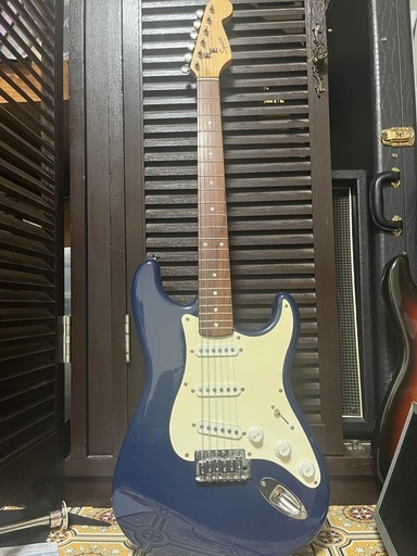 Squier by Fenderストラトキャスター　ブルー