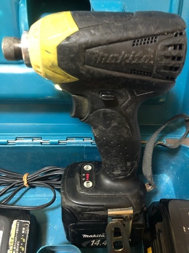 マキタ 14.4V充電式インパクトドライバー TD133D中古品