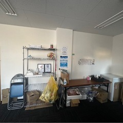 折り畳みパイプ椅子の画像