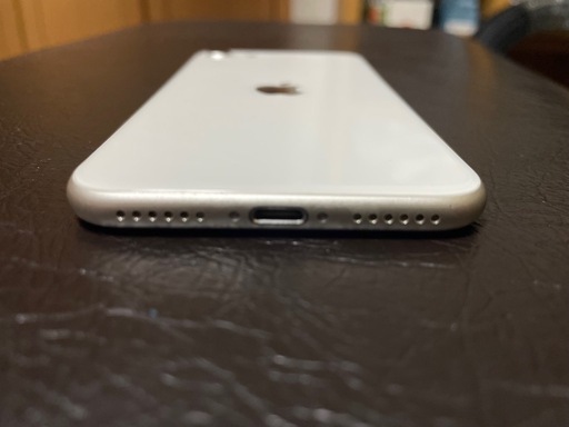 iPhone SE3 第三世代 64GB SIMフリー ホワイト