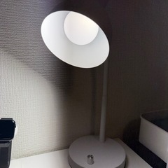 【目に優しい】LEDデスクライト 卓上スタンド シンプル 勉強・仕事用の画像