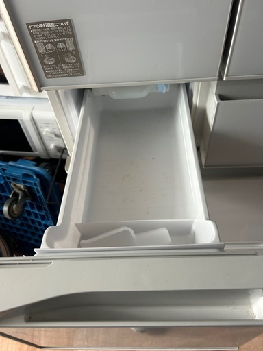 HITACHI 555L 2018年　川口から配達、設置いたします