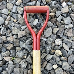 お庭のDIYに❗️平先スコップ大の画像