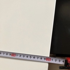 ダイニングテーブルの画像