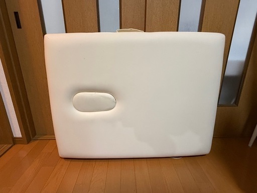 マッサージベッド 