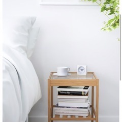 IKEA サイドテーブルの画像