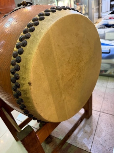 和楽器の長胴太鼓（宮太鼓)