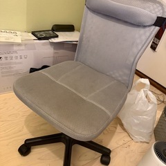 オフィスチェアの画像