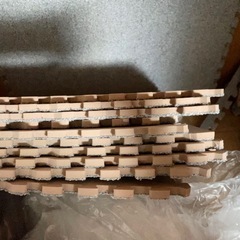 【取引完了】ジョイントマット（未使用）45cm×2枚・30cm×10枚 まとめて 無料（マンション下で受け取り・早い者勝ち ・4.26まで）の画像