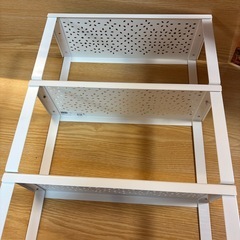 IKEA三層 収納棚の画像