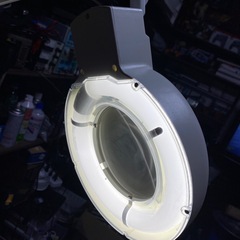 デスクライト　拡大鏡付きの画像