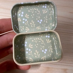 lesucre ルシュクル ミニ缶 小物入れ うさぎ とざきなおみの画像