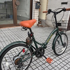 【折りたたみ自転車】20インチ、外装6段変速　前カゴ、泥除け付❗️使用少ない❗️美品❗️若林自転車　膳所店　SALE中❗️の画像