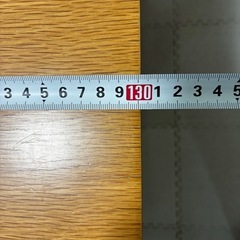 ダイニングテーブルの画像