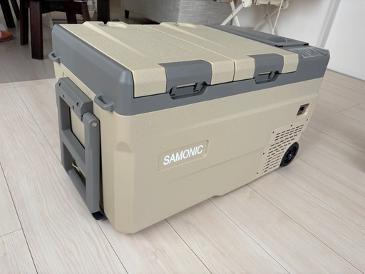 【新品】車載＆家庭両用冷蔵庫35L【バッテリー付】