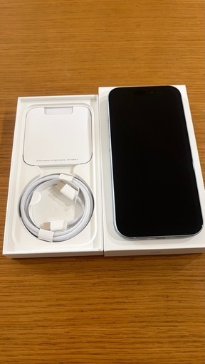 iPhone15 128GB SIMフリー　⑪