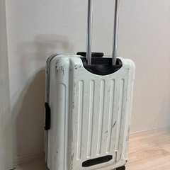 スーツケースの画像
