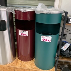 未使用品　ゴミ箱付き灰皿の画像