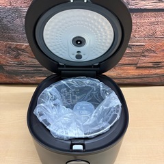 新品同様 YAMAZEN 炊飯器 YJR-M05(B) 3合炊き マイコンジャーの画像