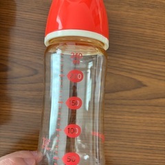 哺乳瓶３本とアタッチメント2個セットの画像