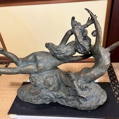 ブロンズ像の画像