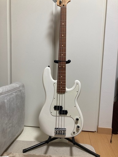 fender player precision bass　