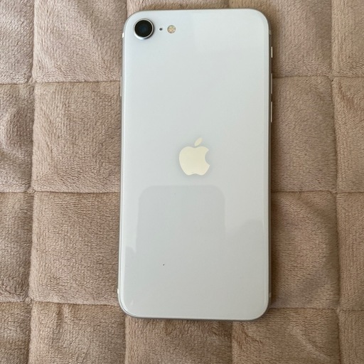 値下げ　iPhone SE 第二世代　64