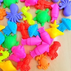 約7㎝水に浮く！カラフルな海の生き物 44個まとめ売り　ボールすくい　水遊び　お祭りの画像