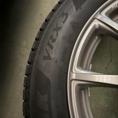 スタッドレスタイヤセット
の画像