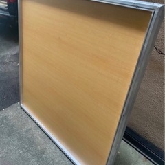 【組立式ステージパネル 120×120／木目タイプ】の画像