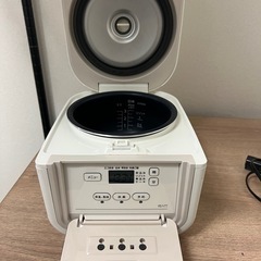 魔法瓶の炊飯器の画像