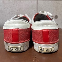 adidas KEIL スニーカーの画像