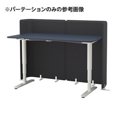 IKEAオフィスデスク中古+パーテーションの画像