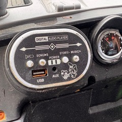 子供用の電動乗用ラジコンカー（ジープタイプ）電動カー　の画像