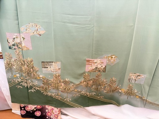 【お値引きあり】　付け下げ　訪問着　グリーン　緑　上品　落ちついた柄　うぐいす色　抹茶　　