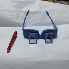 フライングタイガー　寝たままメガネの画像