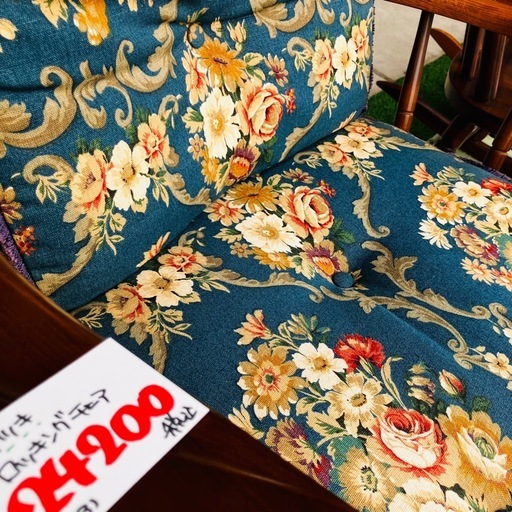【ジモティー限定SALE 24200円→23100円当日お持ち帰りの方限定　キツツキ ロッキングチェア　A