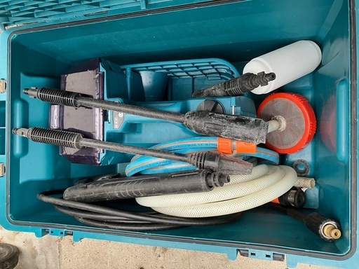 Makita マキタ充電式高圧洗浄機 MHW080D
