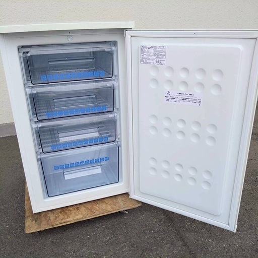 Abitelax アビデラックス縦型100L 電気冷凍庫ノンフロン直冷式前開き