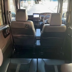 乗って帰れます。CAR play対応　令和2年登録　Hond Nbox custom GL ターボ honda sensing 上位グレード の画像